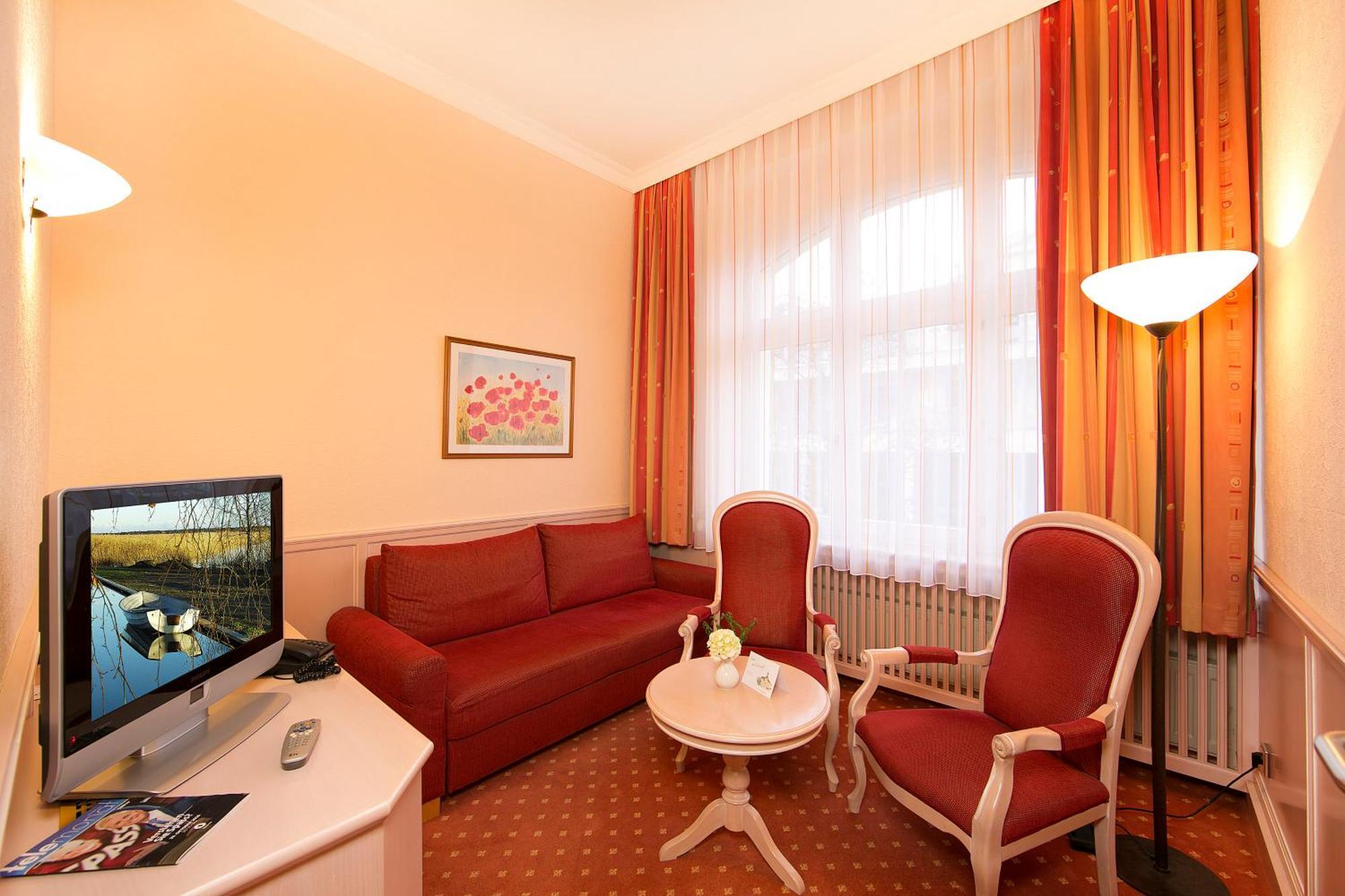 Hotel Duenenschloss Mit Private Spa Цинновиц Экстерьер фото