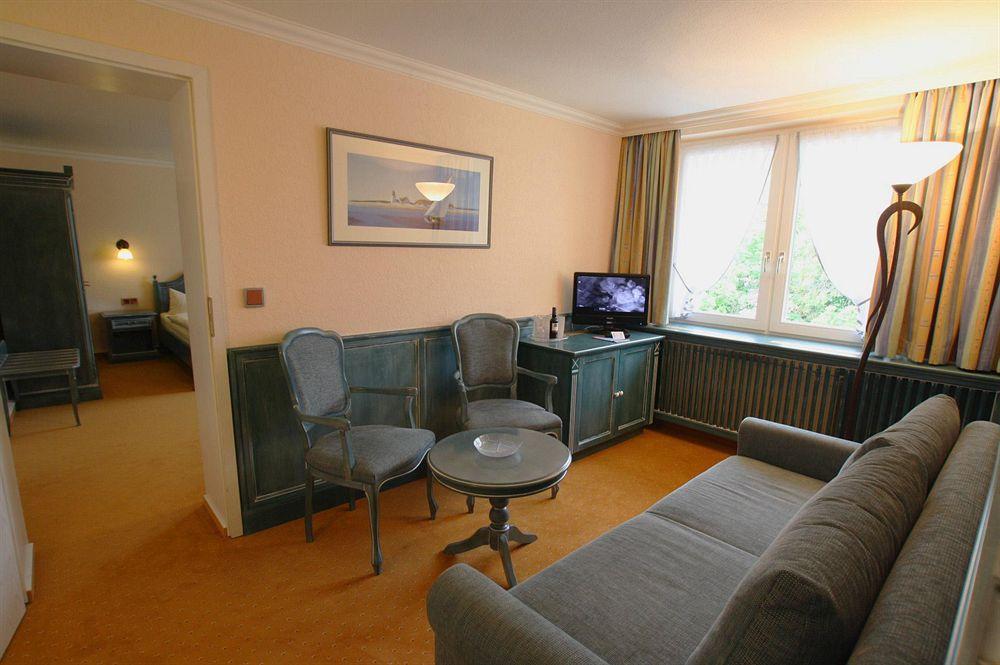 Hotel Duenenschloss Mit Private Spa Цинновиц Экстерьер фото